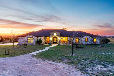 5450 County Road 101 Lampasas TX 76550