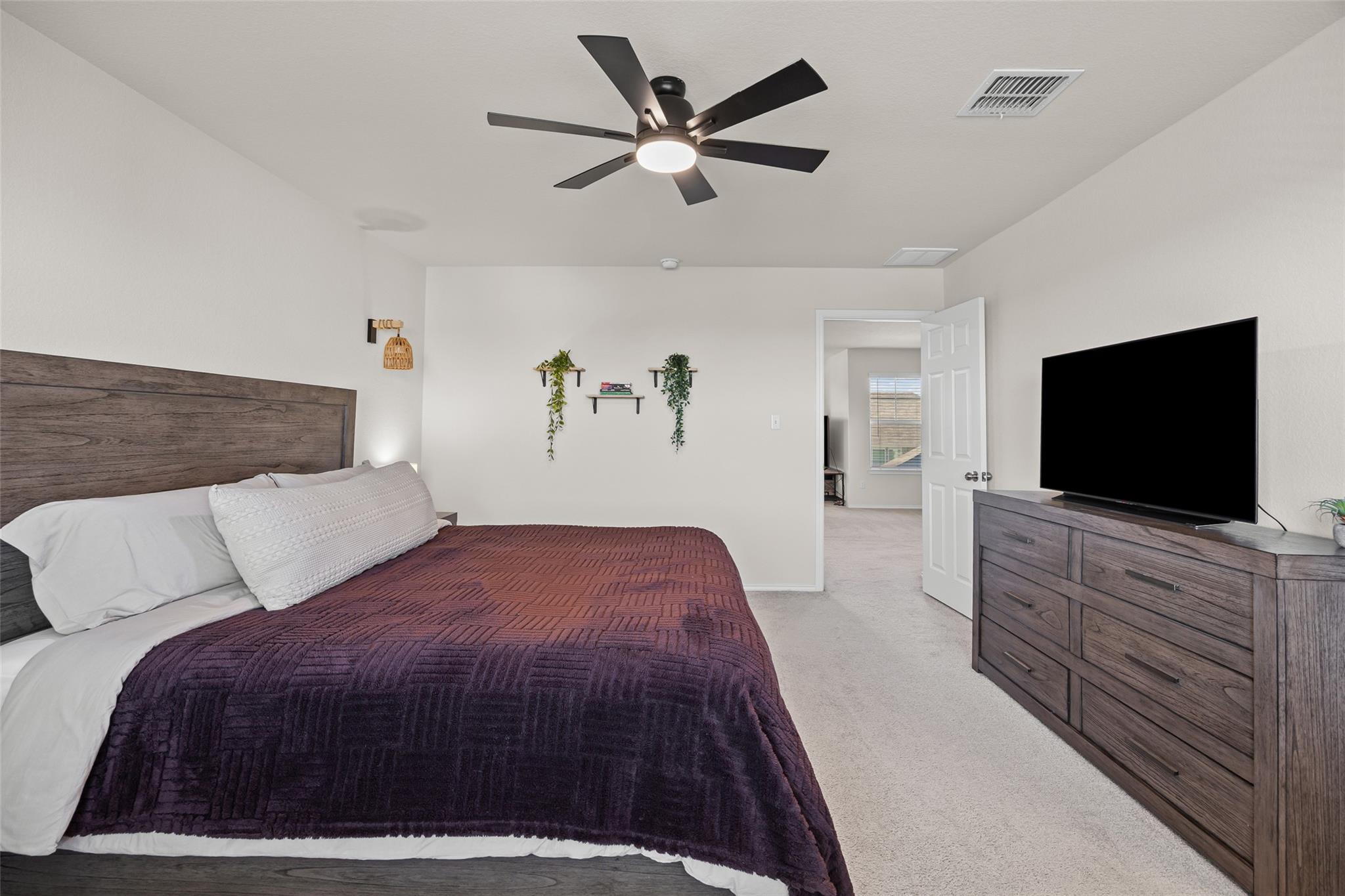 563 Tree Nut Loop Buda TX 78610