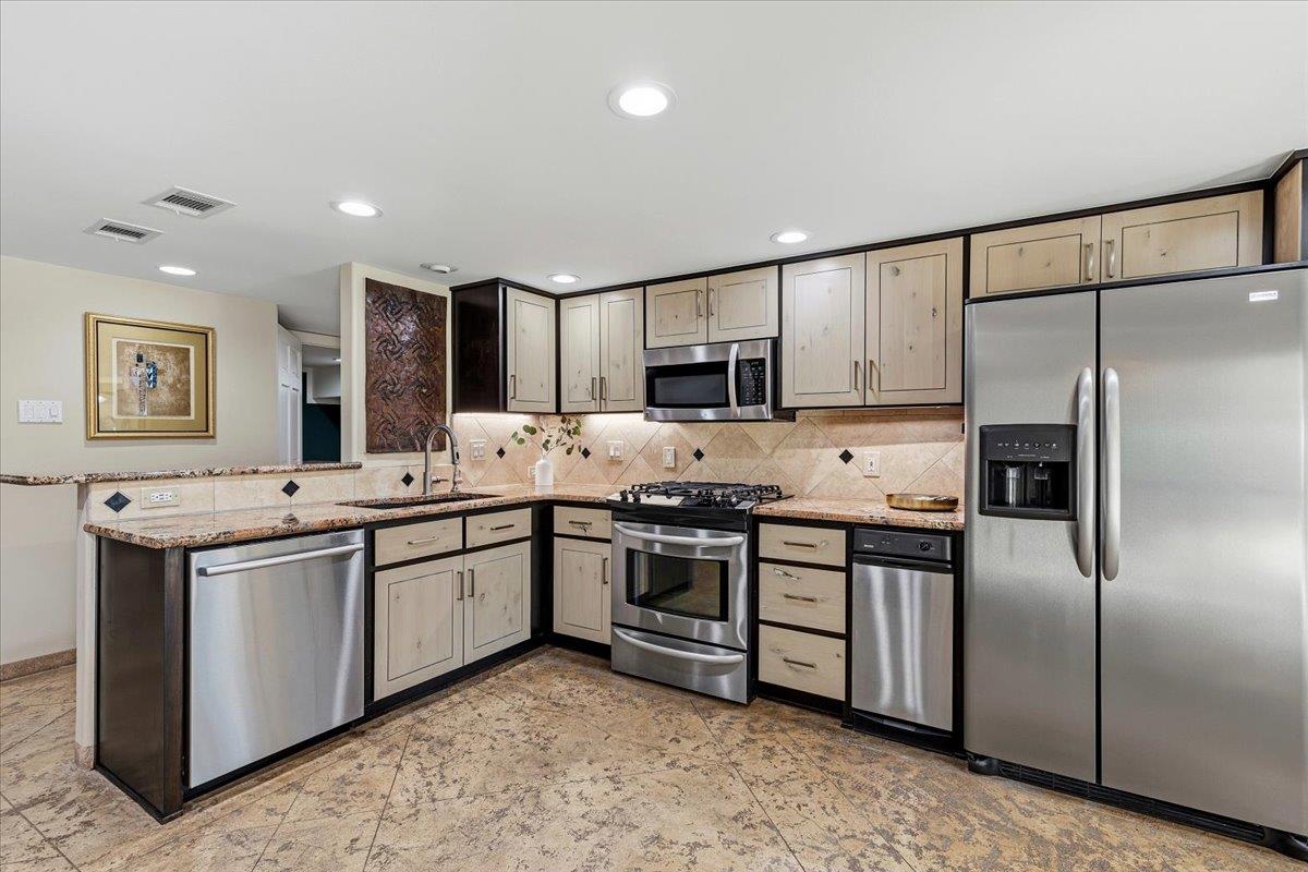 25207 Lake View Drive Spicewood TX 78669