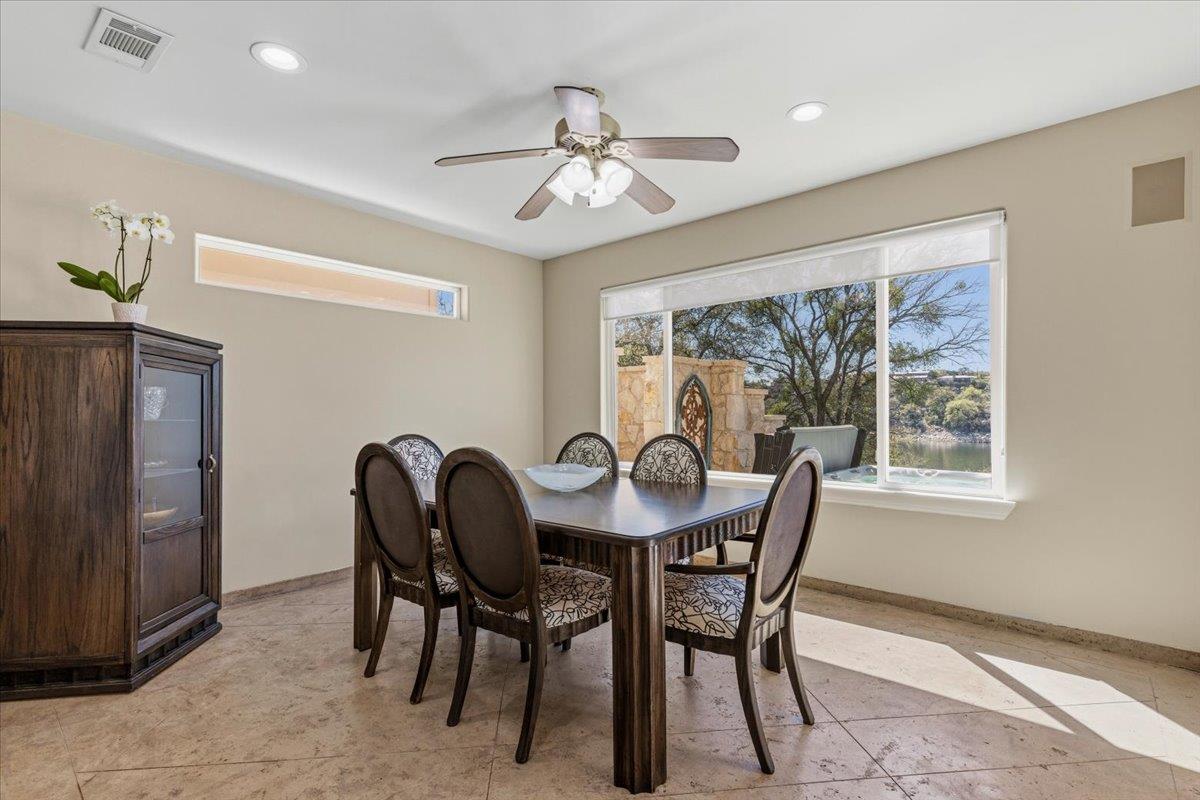 25207 Lake View Drive Spicewood TX 78669