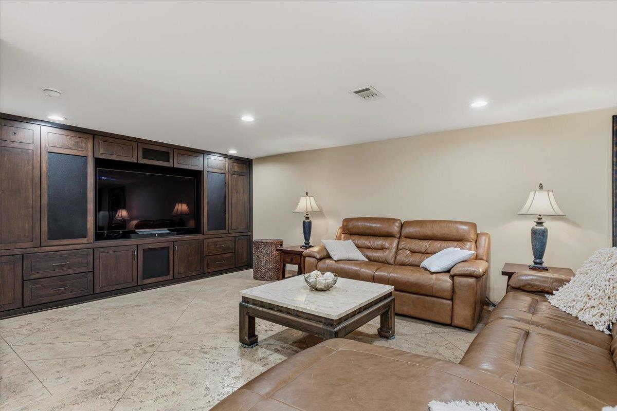 25207 Lake View Drive Spicewood TX 78669