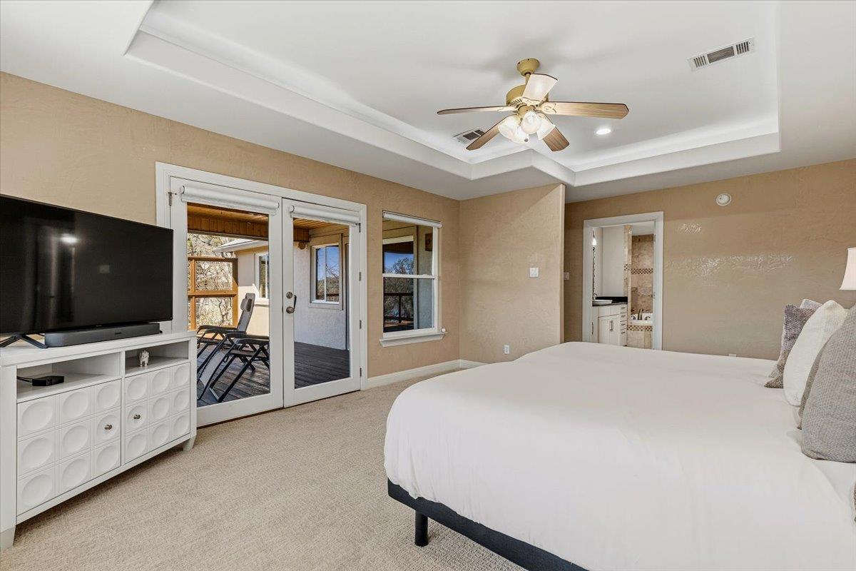25207 Lake View Drive Spicewood TX 78669