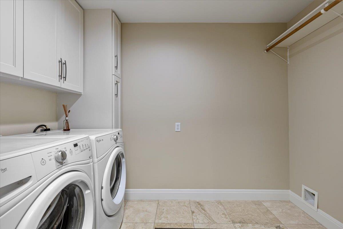 25207 Lake View Drive Spicewood TX 78669