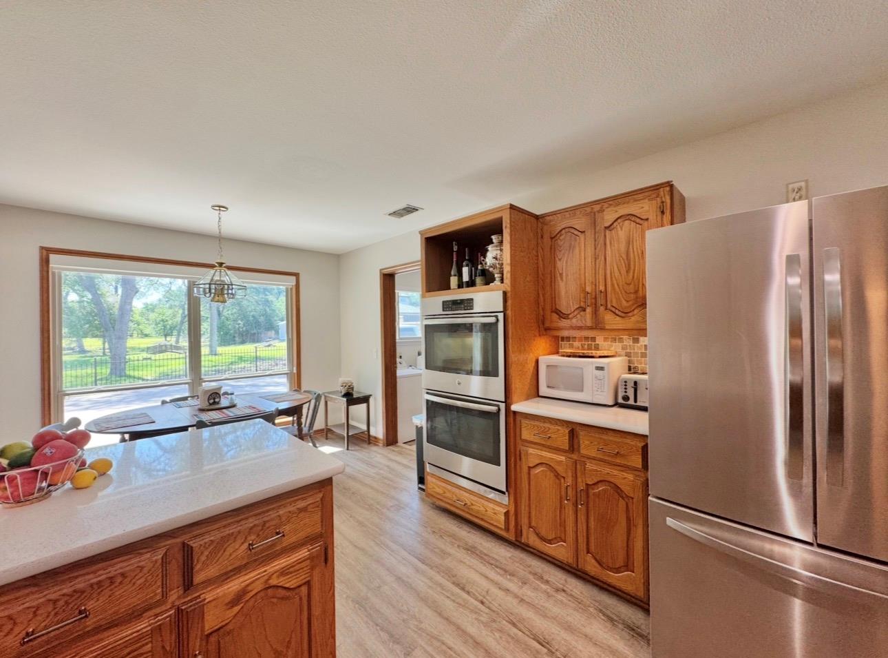 203 E 11th Street Elgin TX 78621