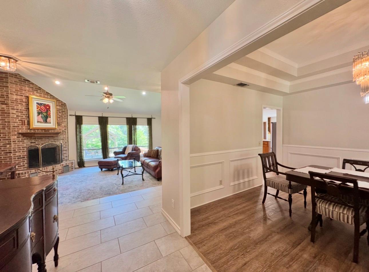 203 E 11th Street Elgin TX 78621