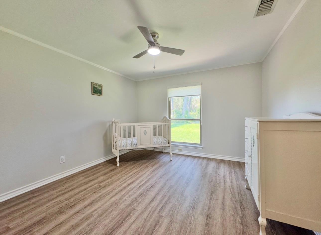 203 E 11th Street Elgin TX 78621