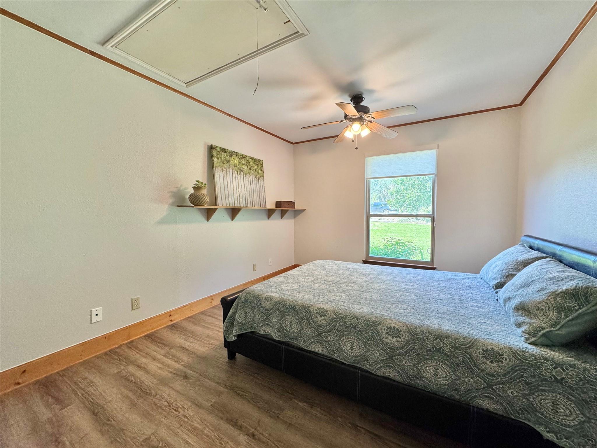 203 E 11th Street Elgin TX 78621