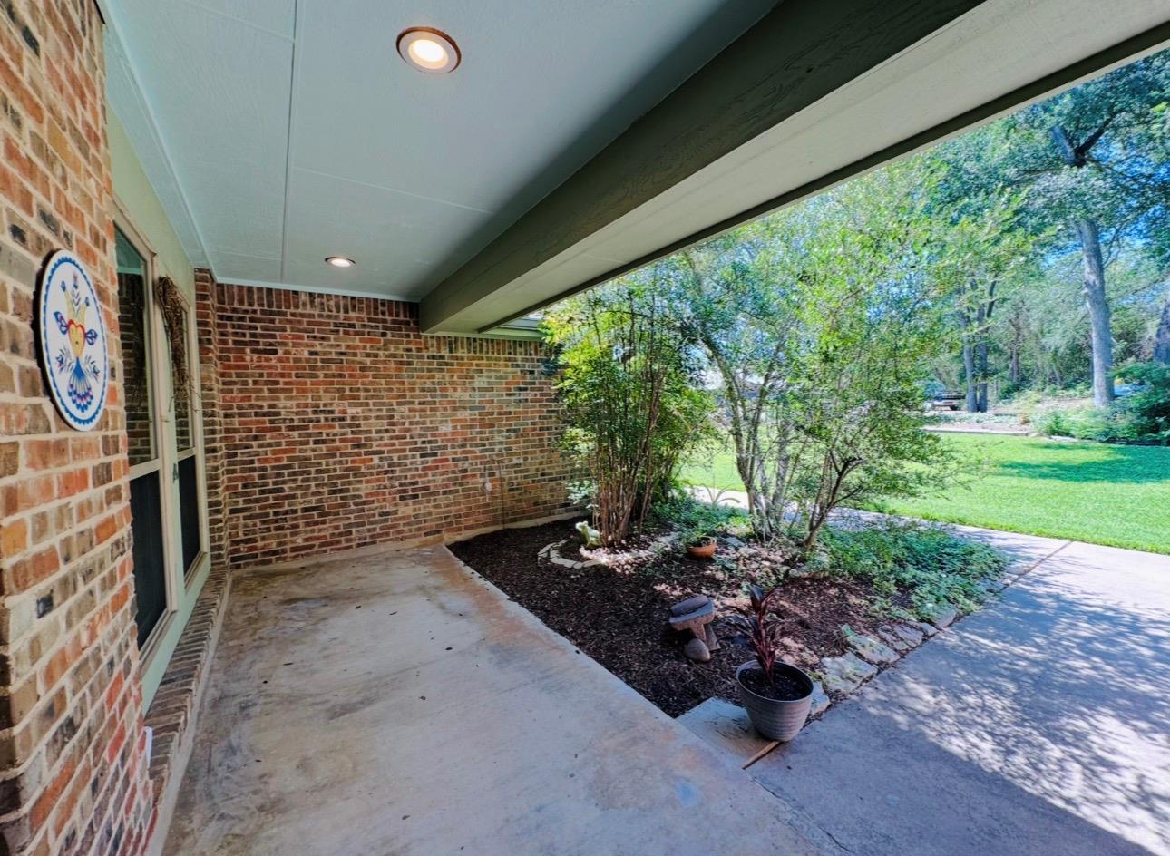203 E 11th Street Elgin TX 78621