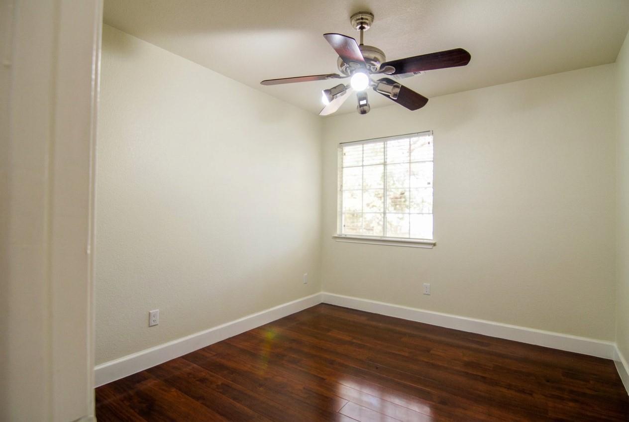 1431 Roxannes Run Pflugerville TX 78660