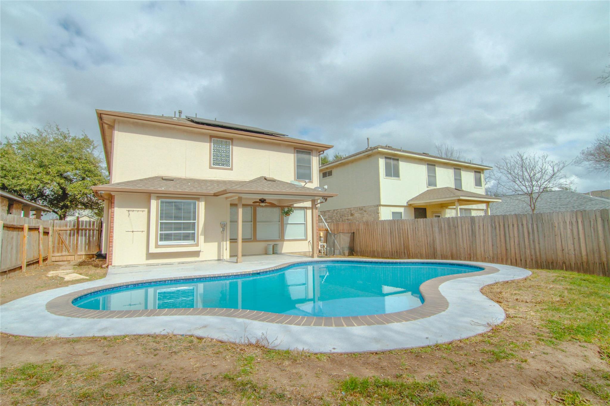 1431 Roxannes Run Pflugerville TX 78660