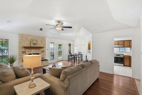 306 Woodstone Drive Georgetown TX 78628