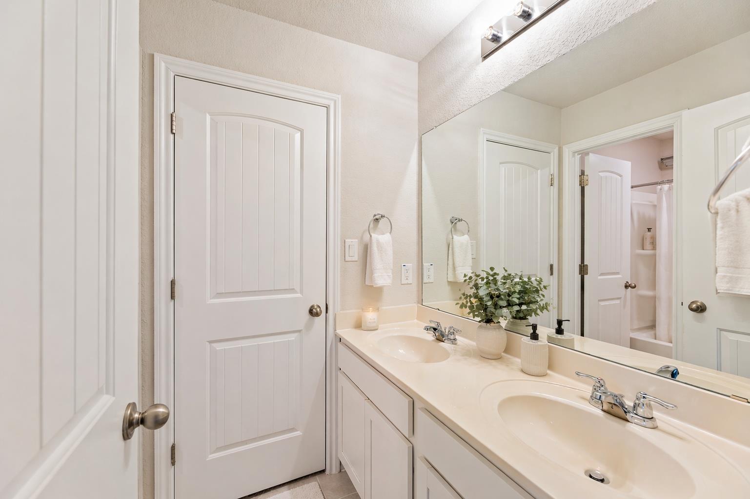 13004 Zumpango Trace Manor TX 78653