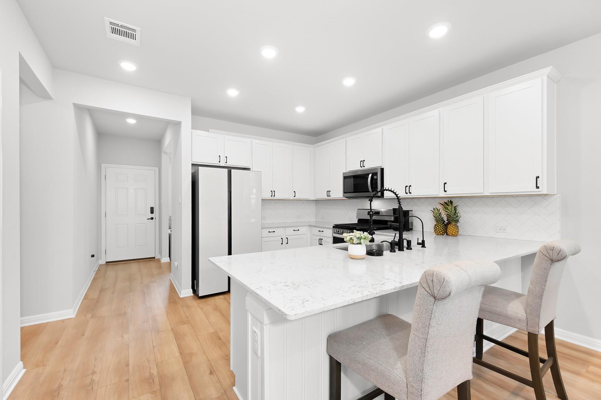 723 Gray Fox Loop Hutto TX 78634