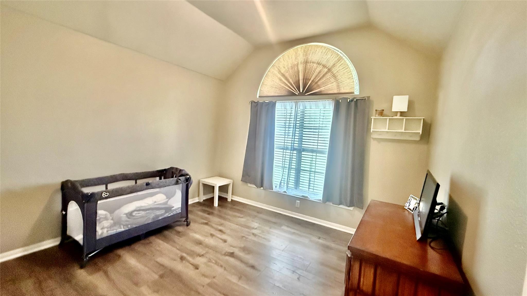 1127 Robin Road Elgin TX 78621