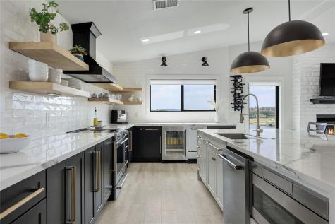 3900 Lake Park Cove Lago Vista TX 78645