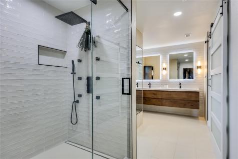 3900 Lake Park Cove Lago Vista TX 78645