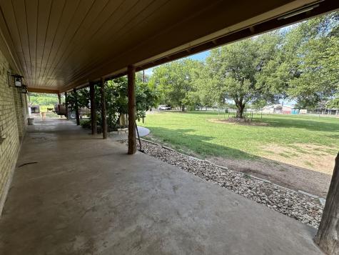 5571 Fm 535 Cedar Creek TX 78612