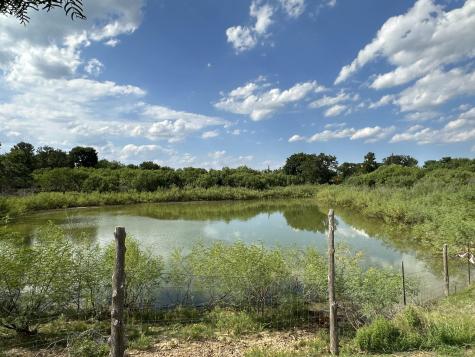 5571 Fm 535 Cedar Creek TX 78612