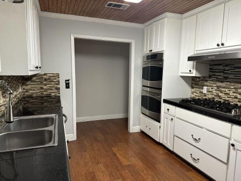 5571 Fm 535 Cedar Creek TX 78612
