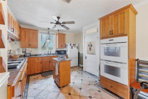 550 County Road 471 Thrall TX 76578
