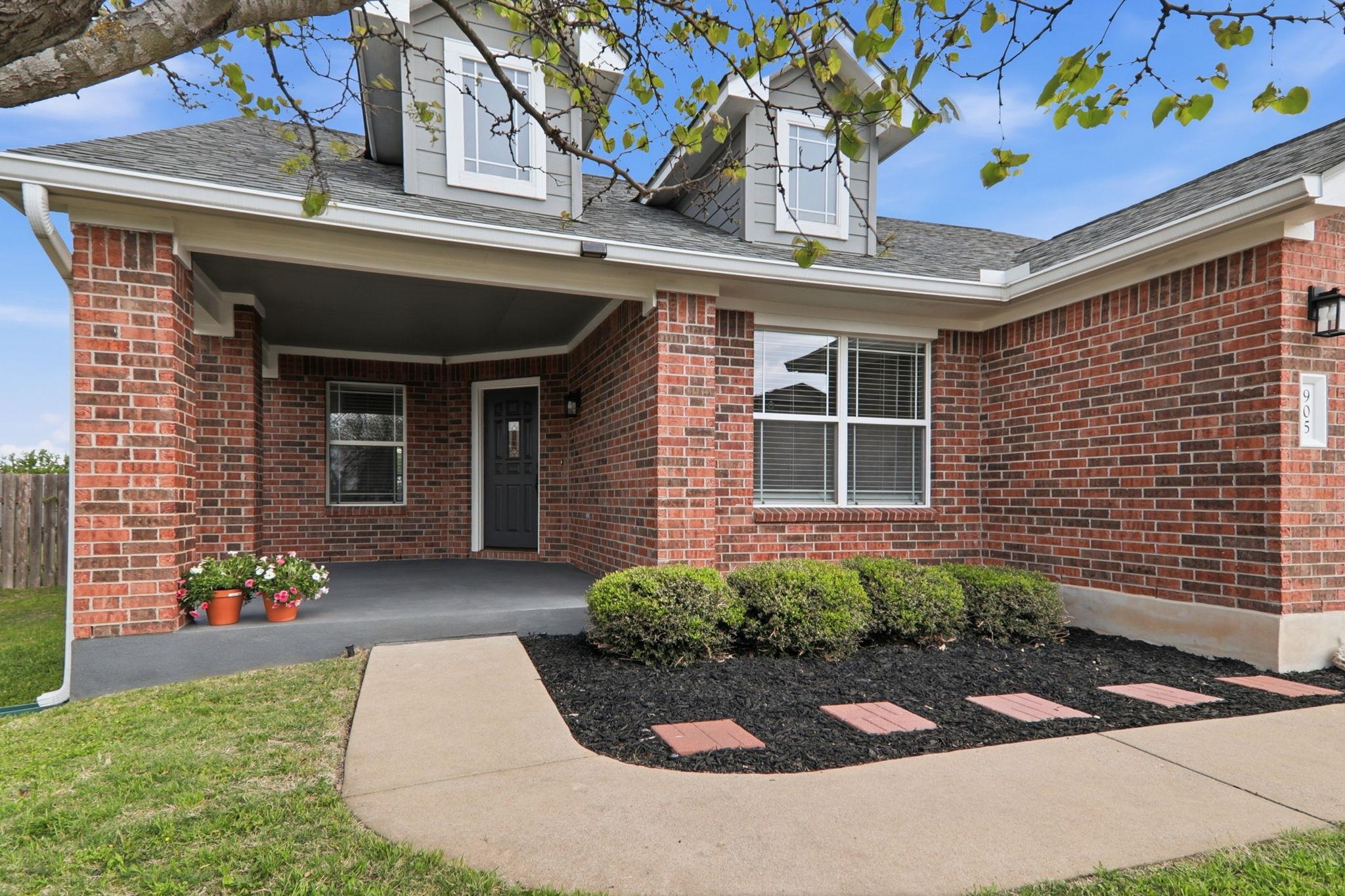 905 Lee Drive Leander TX 78641