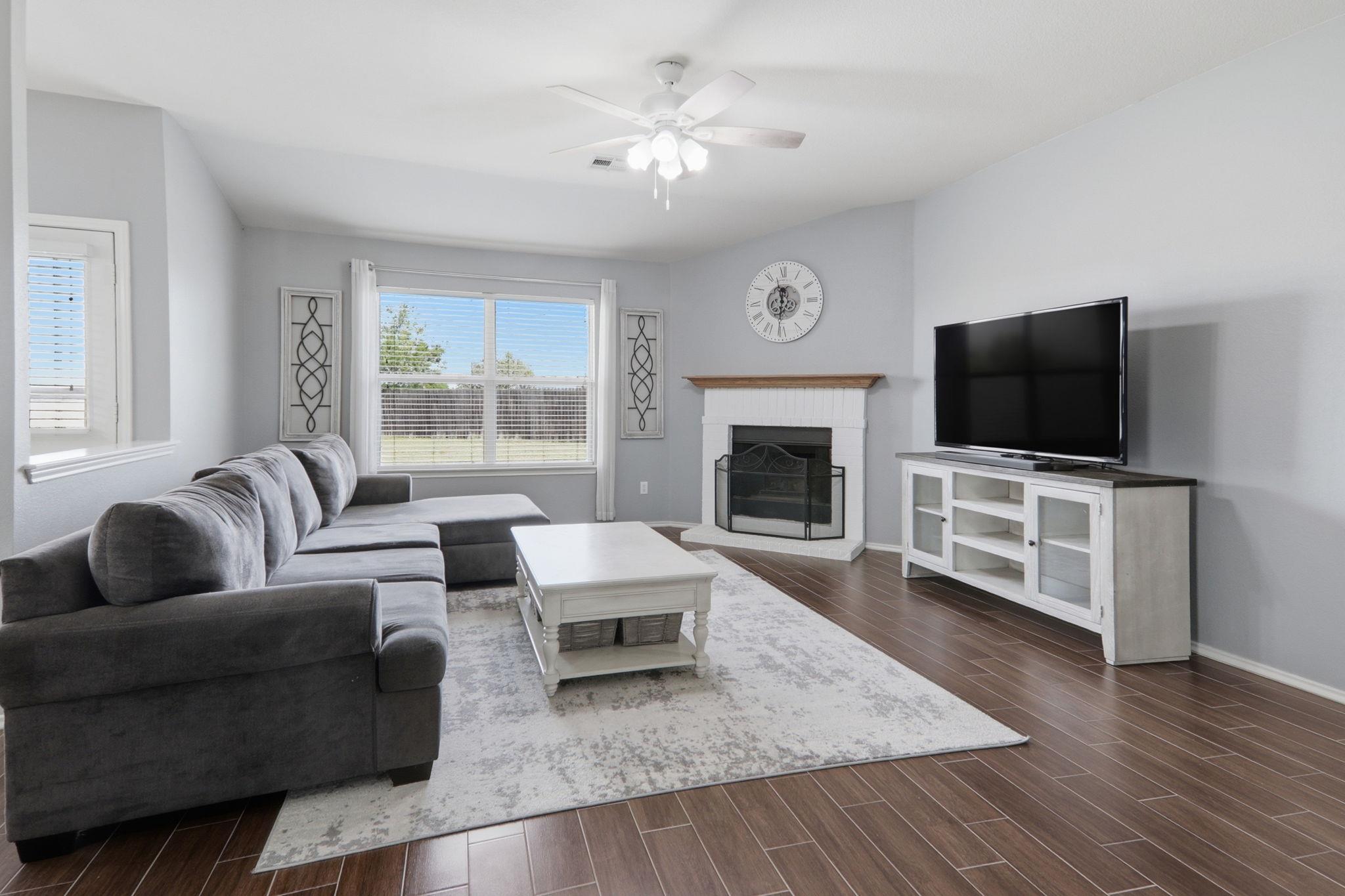 905 Lee Drive Leander TX 78641