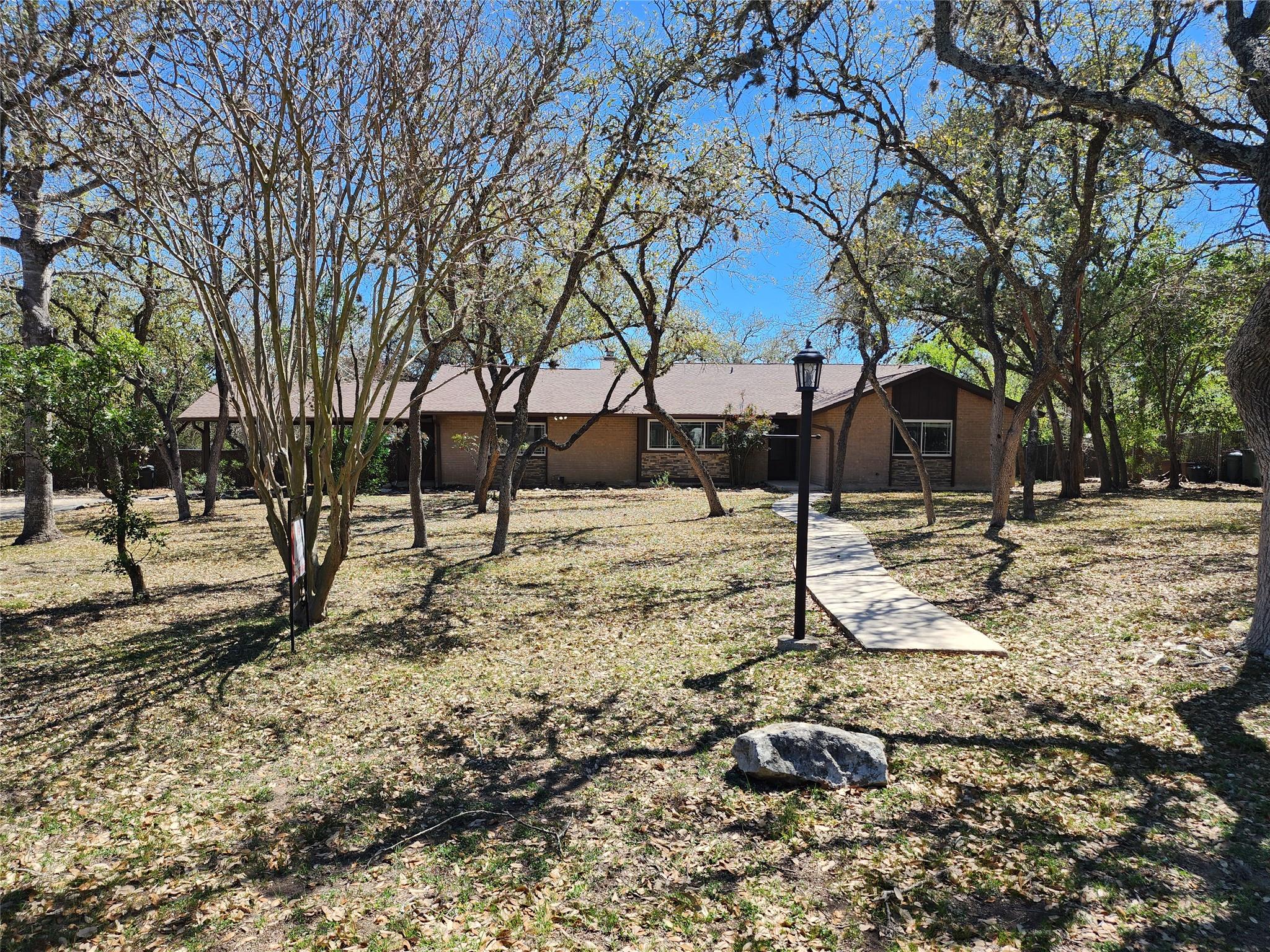 817 Willow Creek Circle San Marcos TX 78666