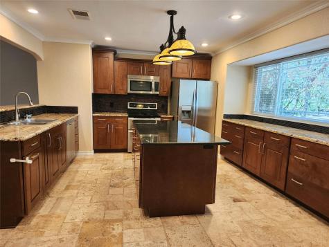 817 Willow Creek Circle San Marcos TX 78666