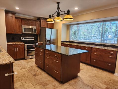 817 Willow Creek Circle San Marcos TX 78666