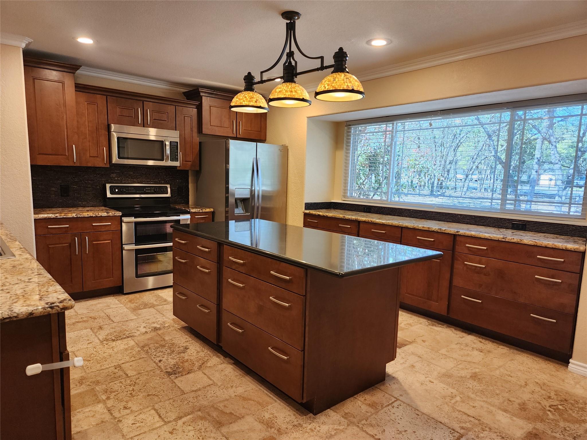 817 Willow Creek Circle San Marcos TX 78666