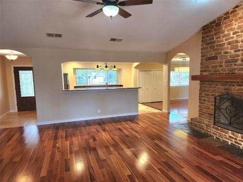 817 Willow Creek Circle San Marcos TX 78666