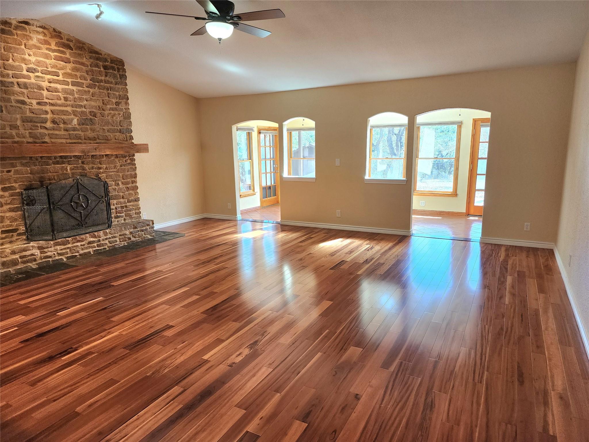817 Willow Creek Circle San Marcos TX 78666