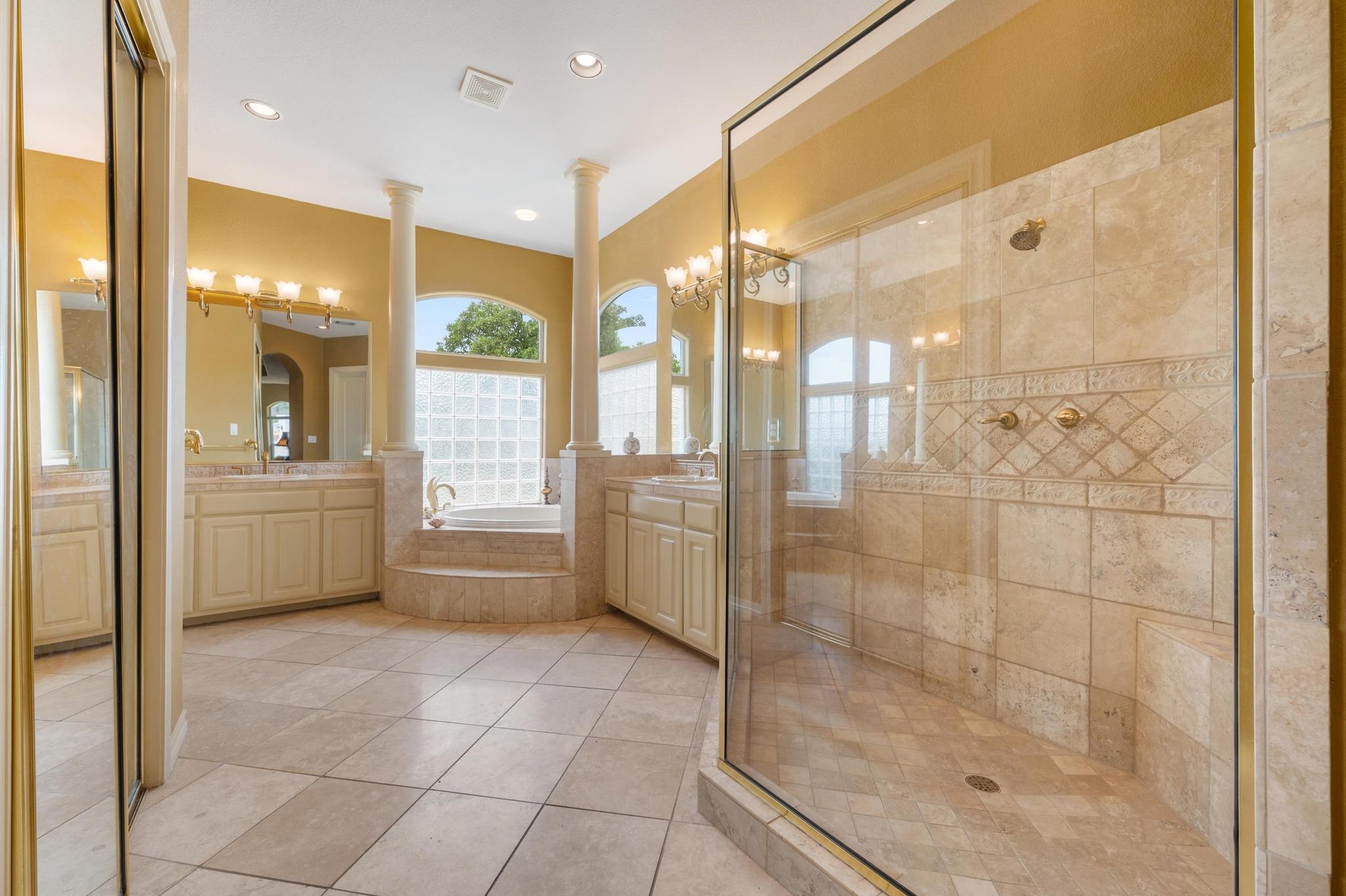 10912 Centennial Trail Austin TX 78726
