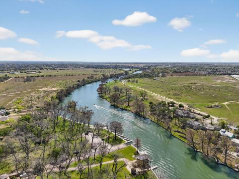 965 Rio Verde New Braunfels TX 78130