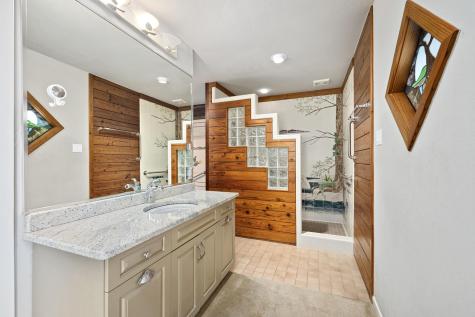 9106 Yucca Mountain Road Austin TX 78759