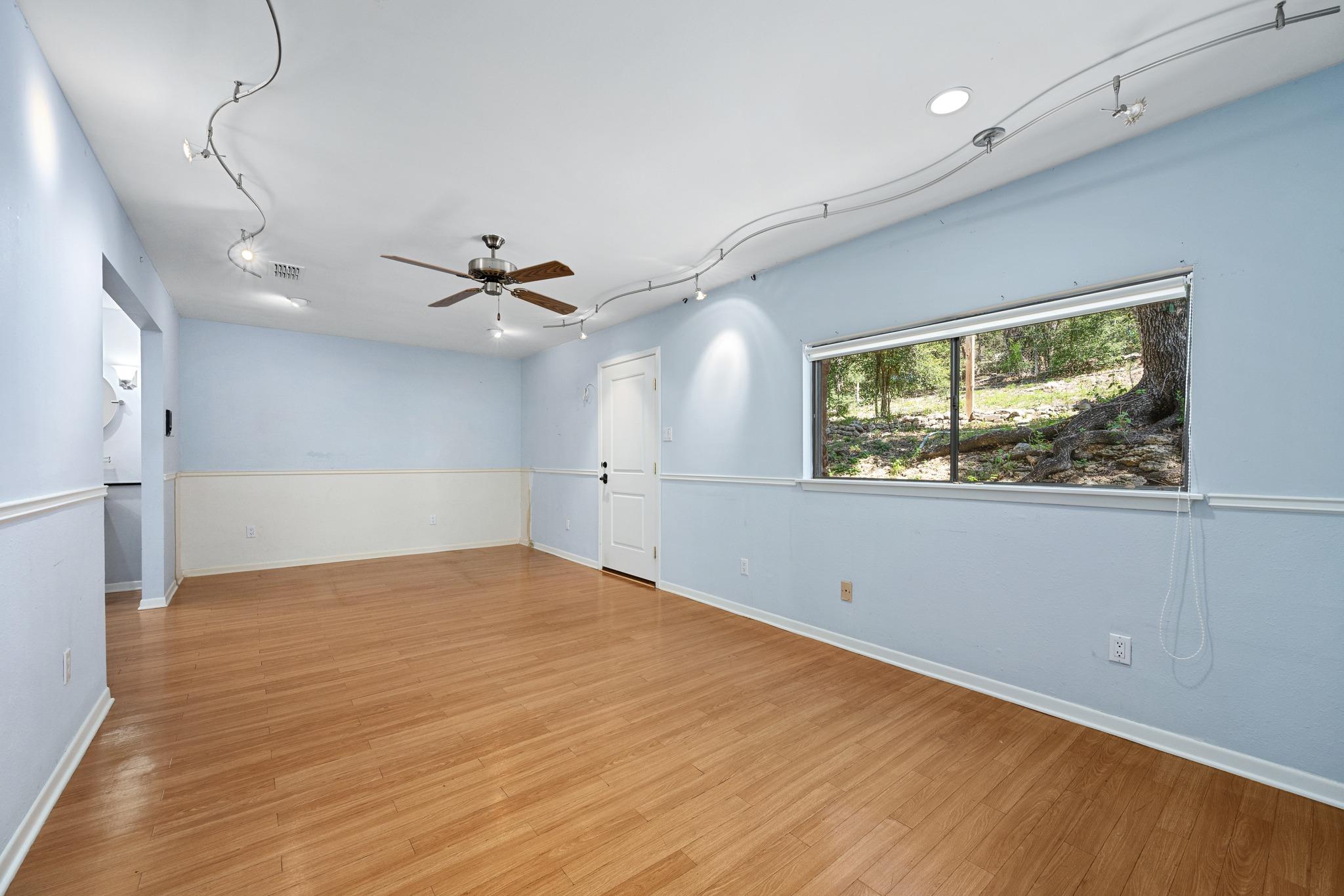 9106 Yucca Mountain Road Austin TX 78759