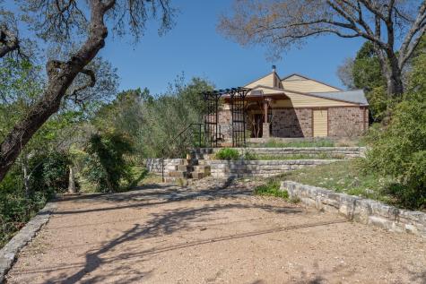 9106 Yucca Mountain Road Austin TX 78759