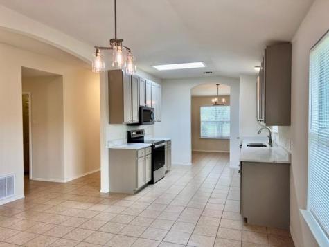 1005 W South Street Leander TX 78641