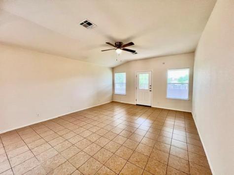 1005 W South Street Leander TX 78641