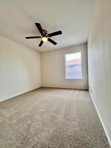 1005 W South Street Leander TX 78641