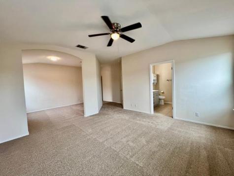 1005 W South Street Leander TX 78641