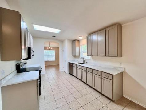 1005 W South Street Leander TX 78641