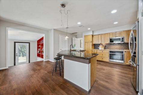 6810 Caudill Lane Austin TX 78738