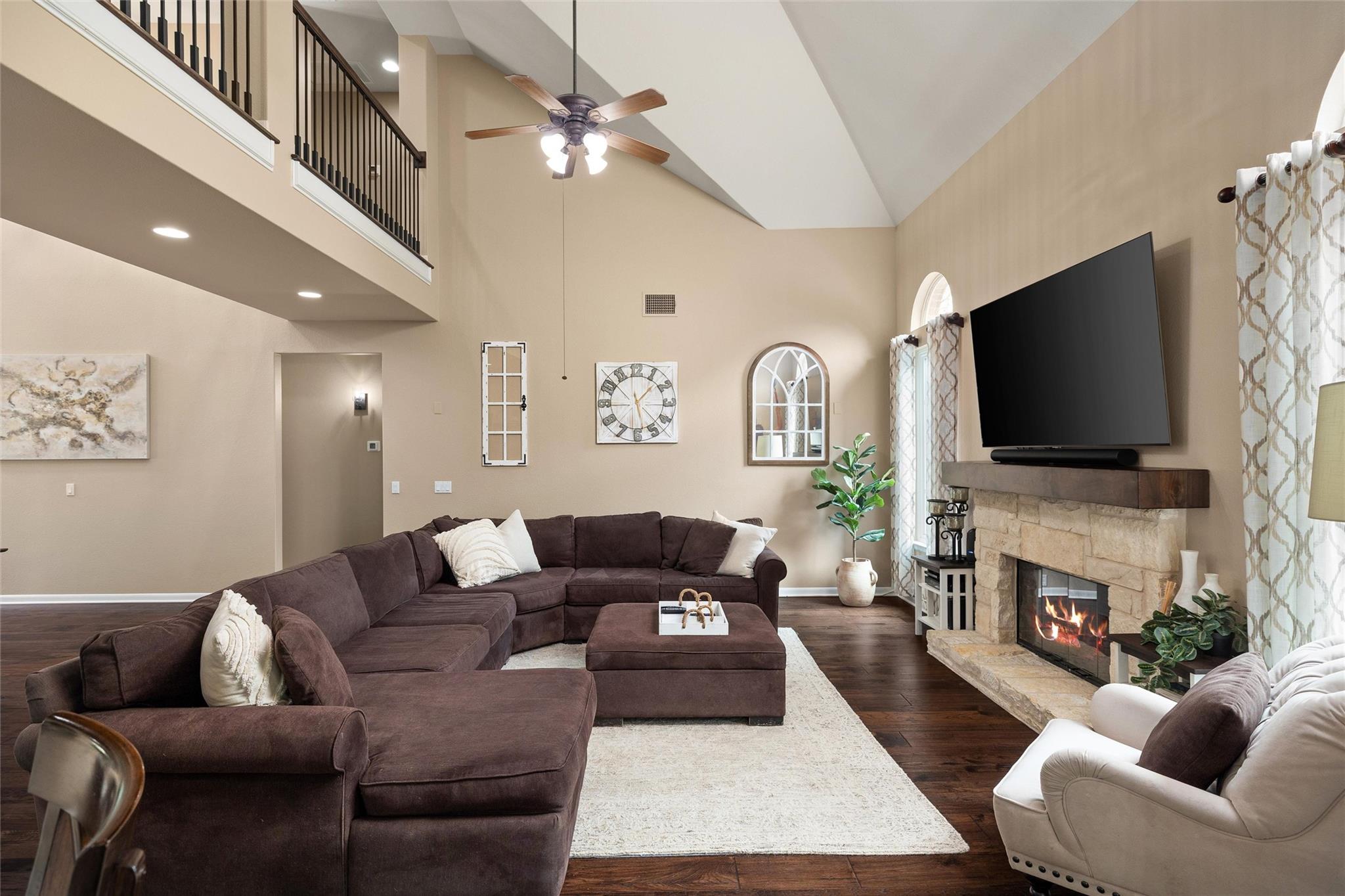 161 Daisy Path Austin TX 78737