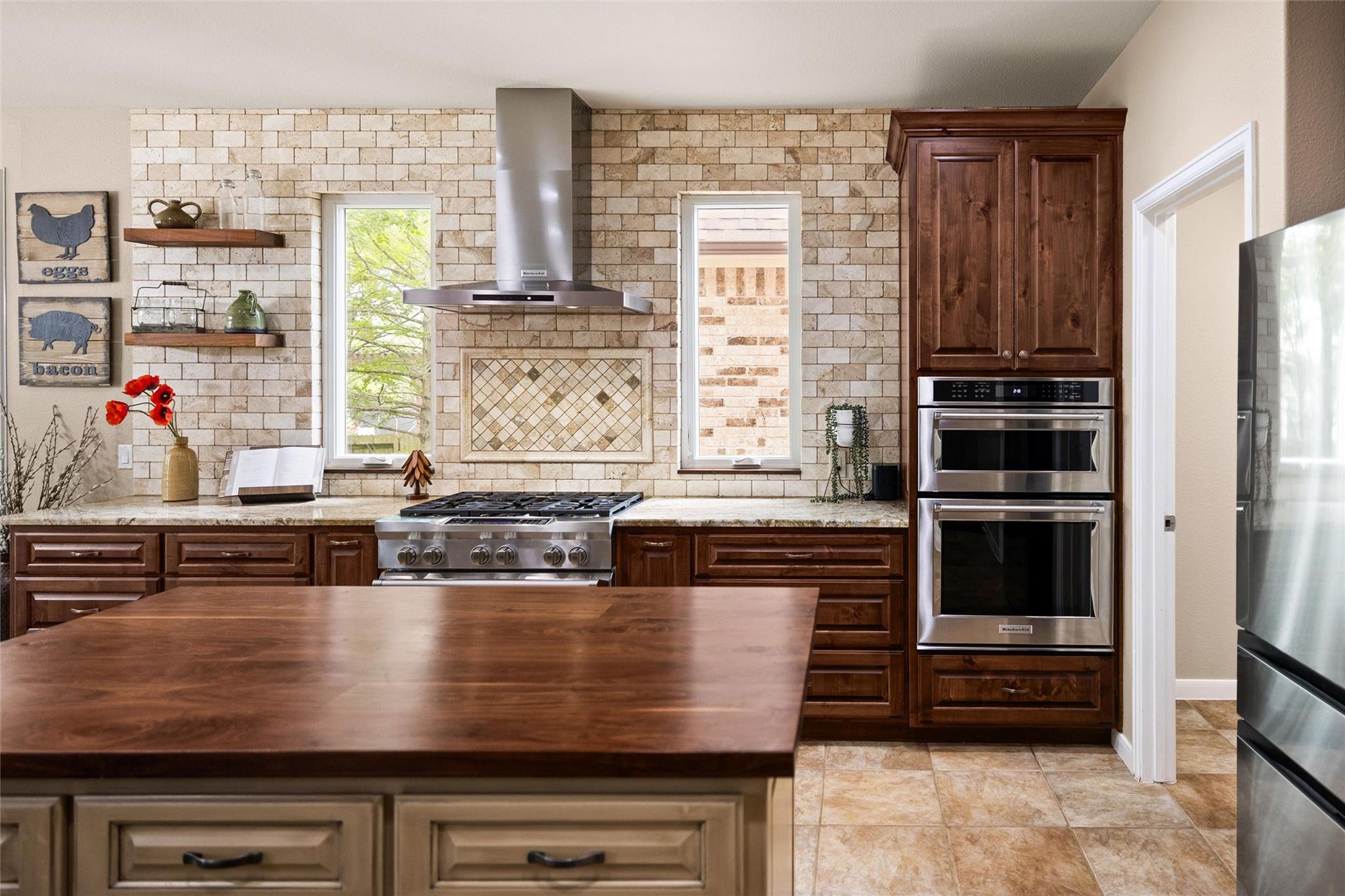 161 Daisy Path Austin TX 78737