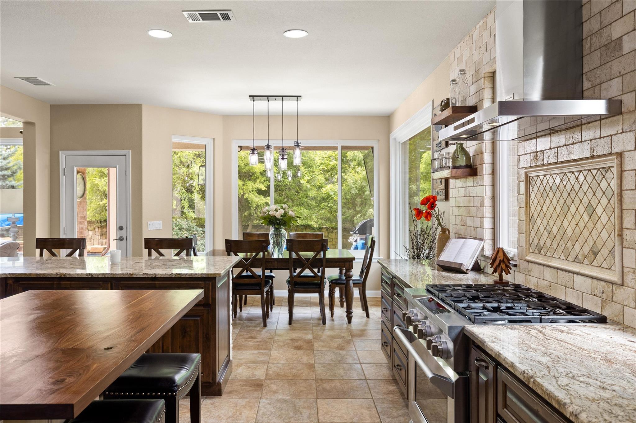 161 Daisy Path Austin TX 78737