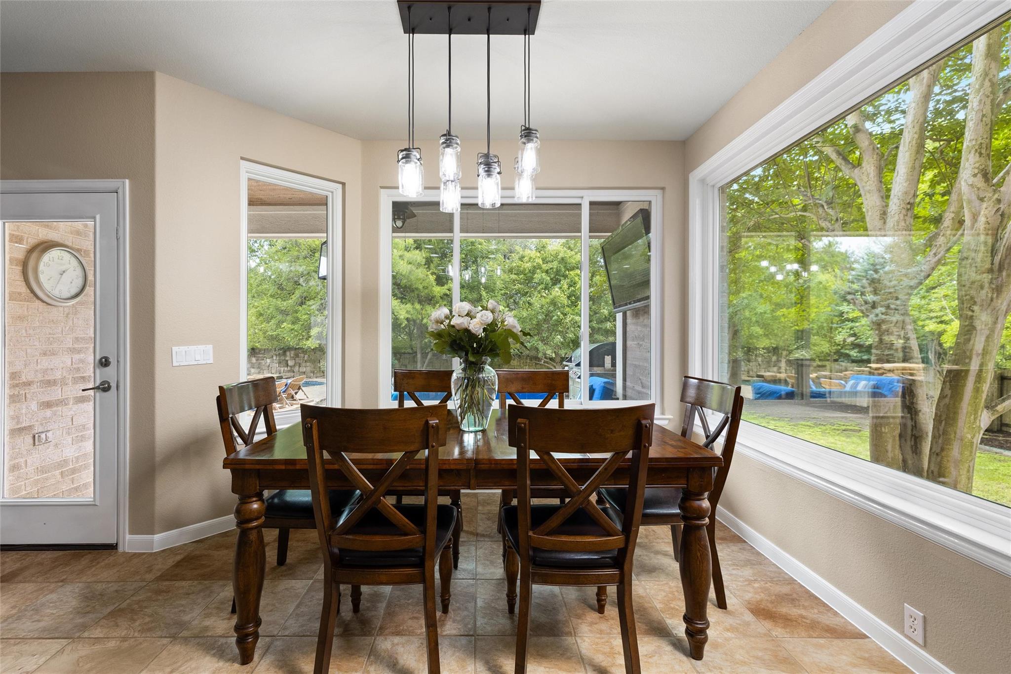 161 Daisy Path Austin TX 78737