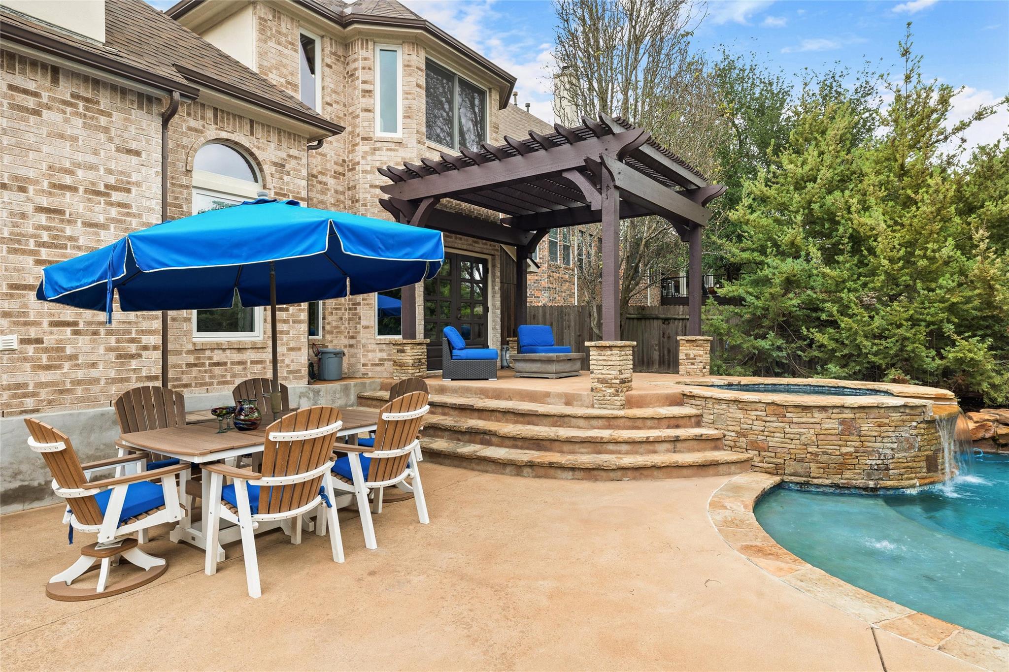 161 Daisy Path Austin TX 78737