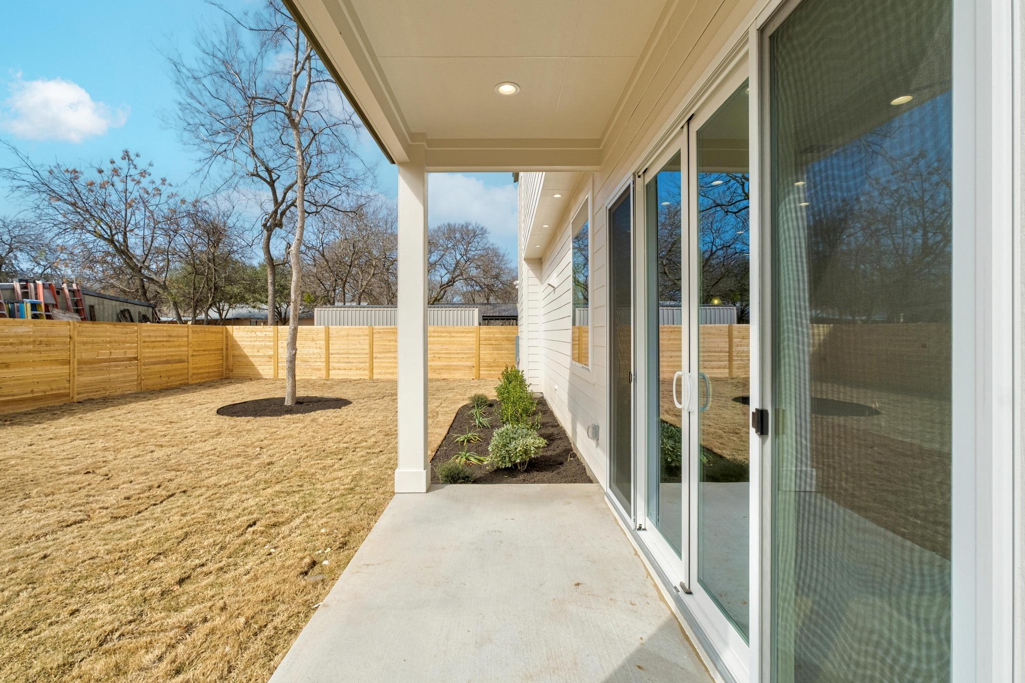 6107 Richardson Lane Austin TX 78741