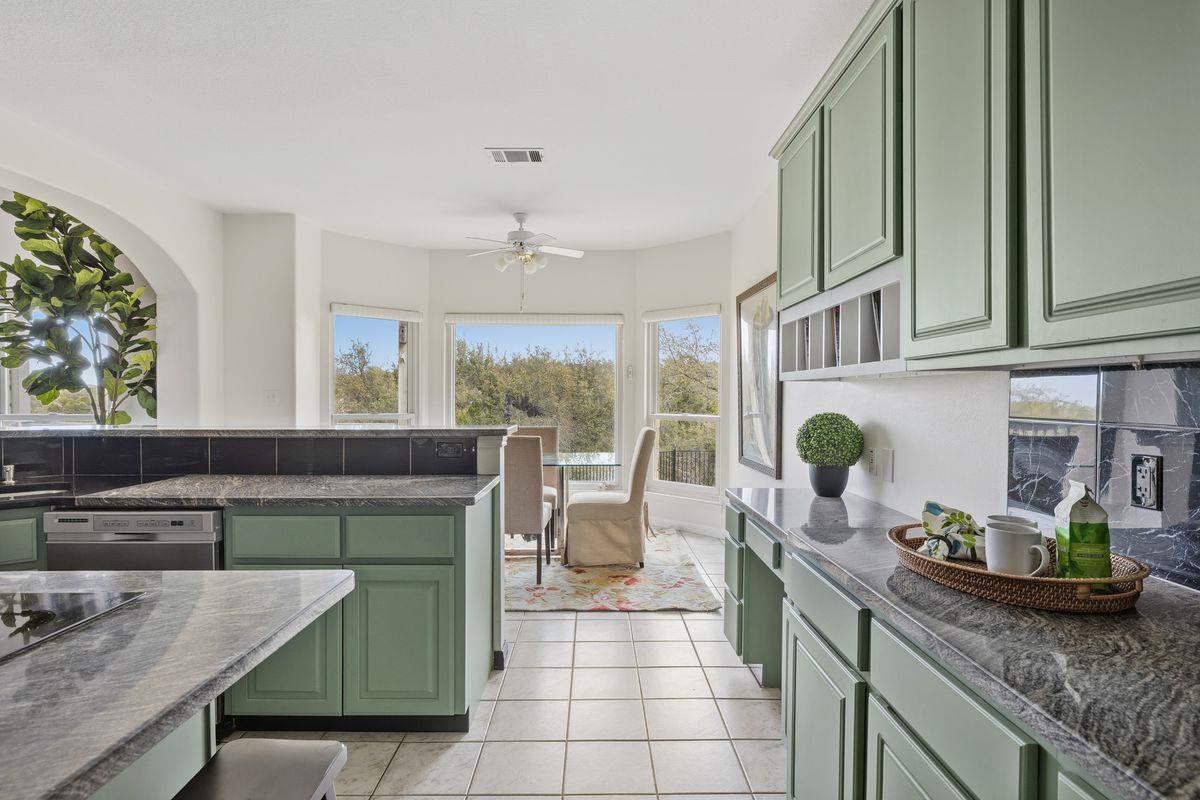 1015 Sunset Canyon Drive N Dripping Springs TX 78620